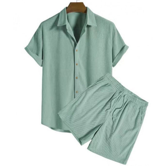Sommer-Set mit Oberteil und Kurzer Hose für Herren