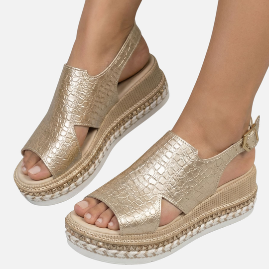 Women's wedge sandals with open toe – metallic finish with strap closure