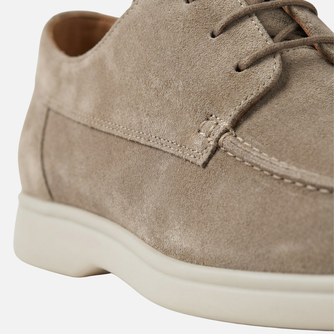 Mocasini bărbătești cu aspect de piele întoarsă și talpă interioară căptușită