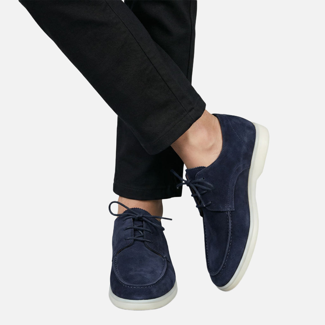 Mocasini bărbătești cu aspect de piele întoarsă și talpă interioară căptușită