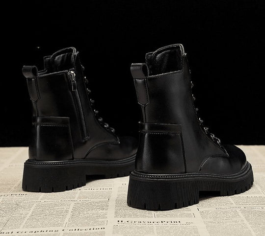 Schwarze-Leder-Winterstiefel-Stylisch-9.png