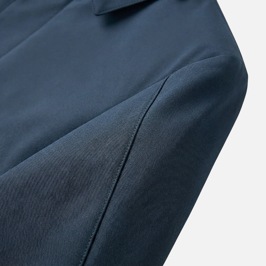 Isolierter Trenchcoat mit Knopfmanschetten für Männer