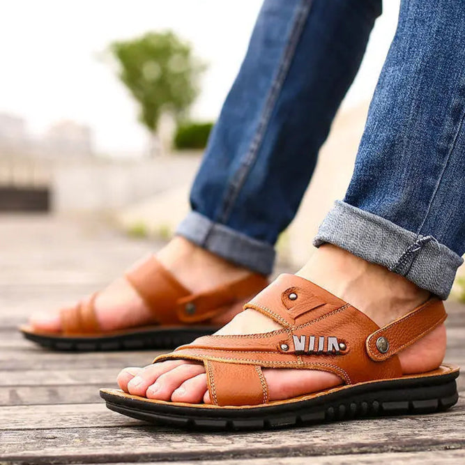 Sandalen mit Offenen Riemen und Geprägter Sohle für Männer