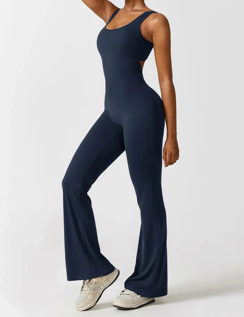 Jumpsuit mit offenem Rücken für Damen - Image 14