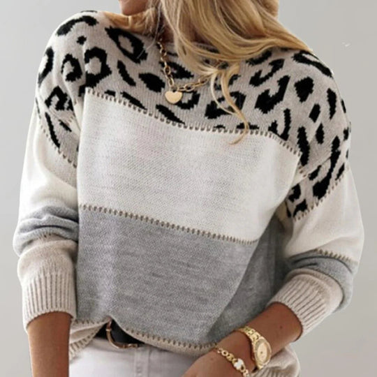 Image of Damen Color Block Animal Print Pullover