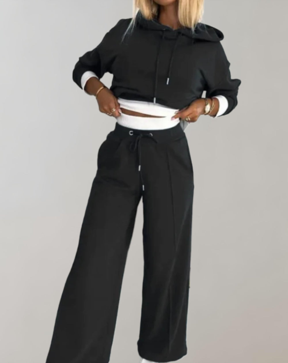 Image of Damen Cropped Hoodie Weite Bein Hose Set